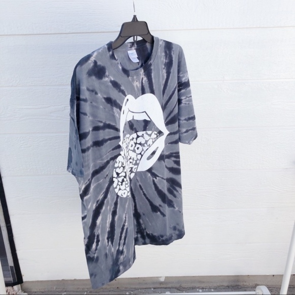 🍓- tie dye Rolling Stones T-shirt - Picture 4 of 8